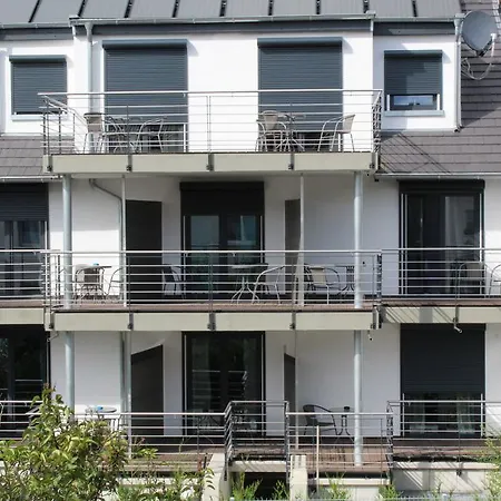 Zentrum Nauerz Apartment *