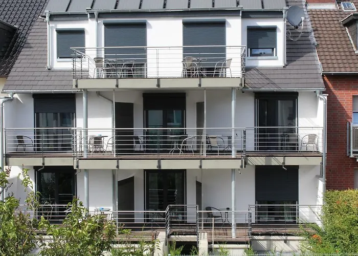 Zentrum Nauerz Apartment *