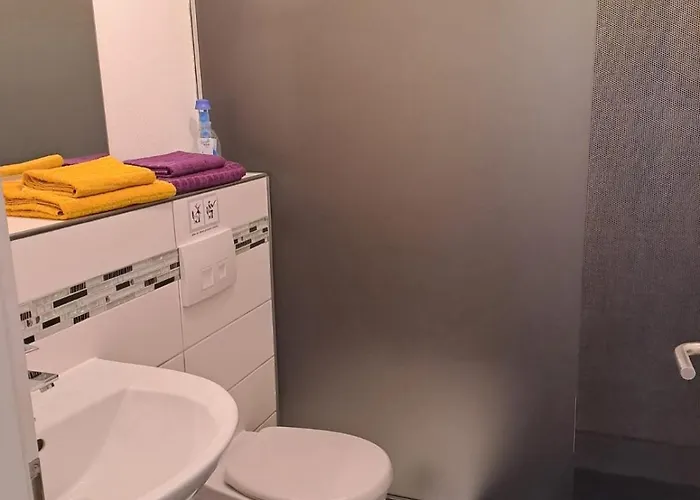 Zentrum Nauerz דירה ווסלינג